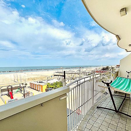 Residence Frontemare Rimini Ngoại thất bức ảnh