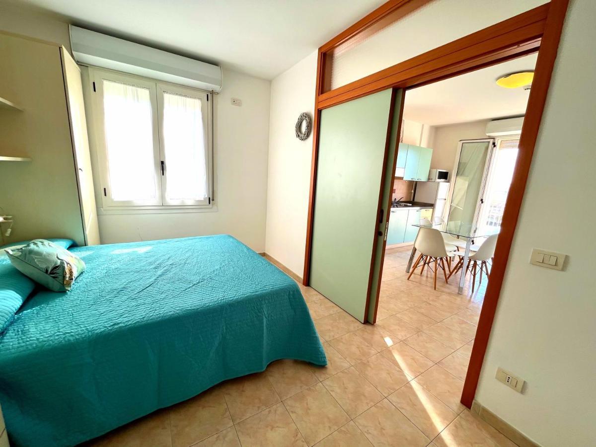 Residence Frontemare Rimini Ngoại thất bức ảnh