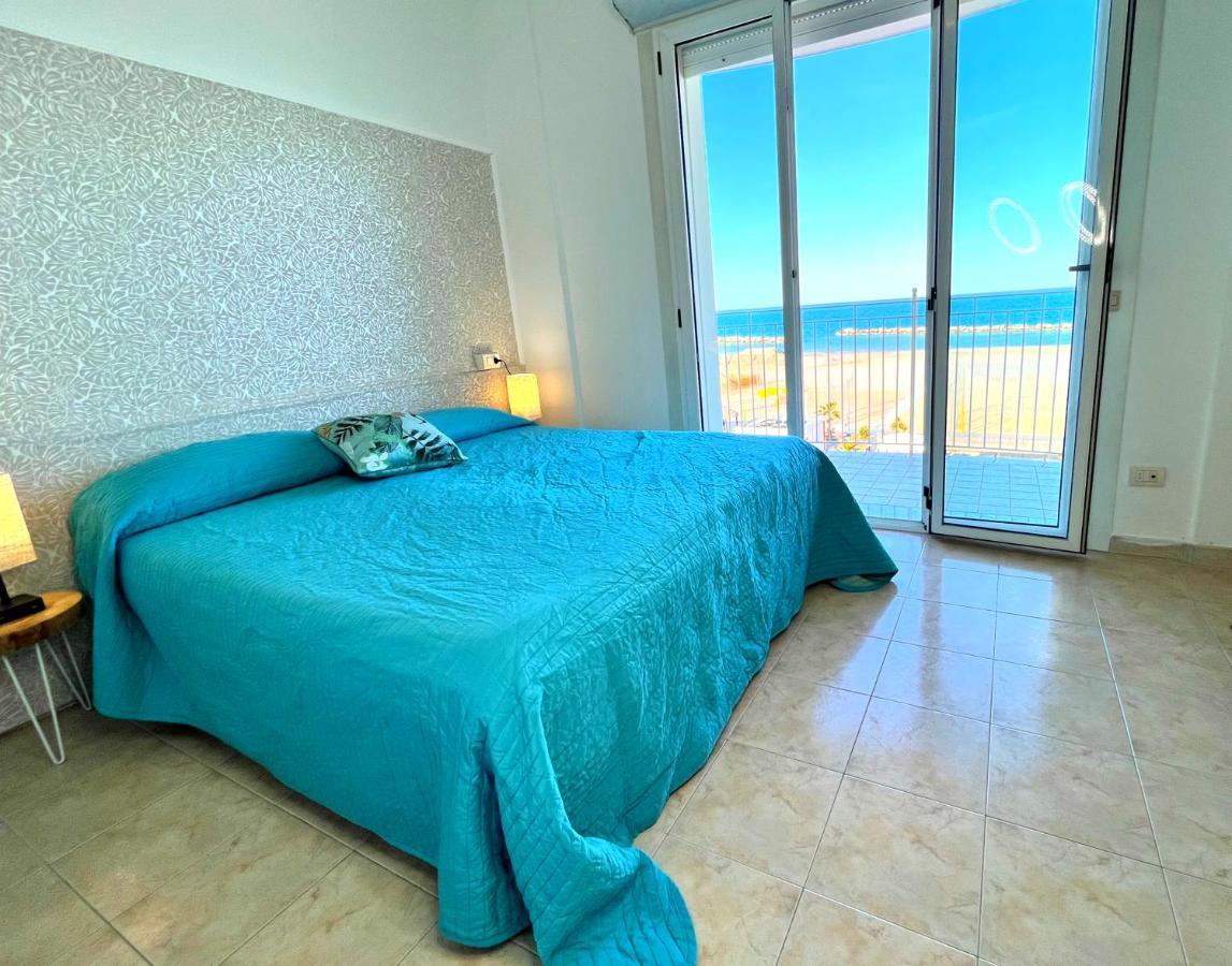 Residence Frontemare Rimini Ngoại thất bức ảnh