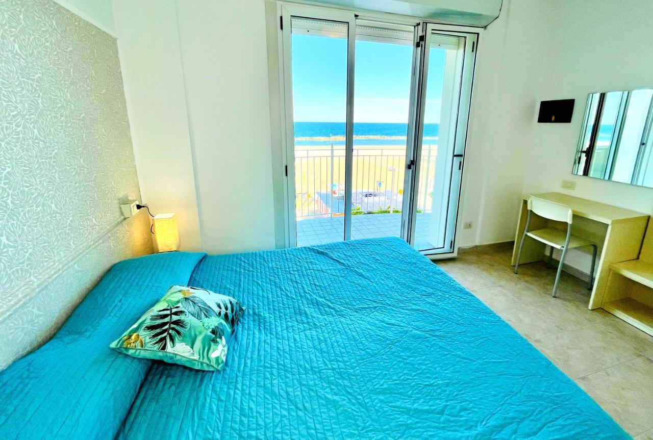 Residence Frontemare Rimini Ngoại thất bức ảnh